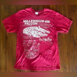 Star Wars T-shirt Millenium Falcon ; Mens Medium Red